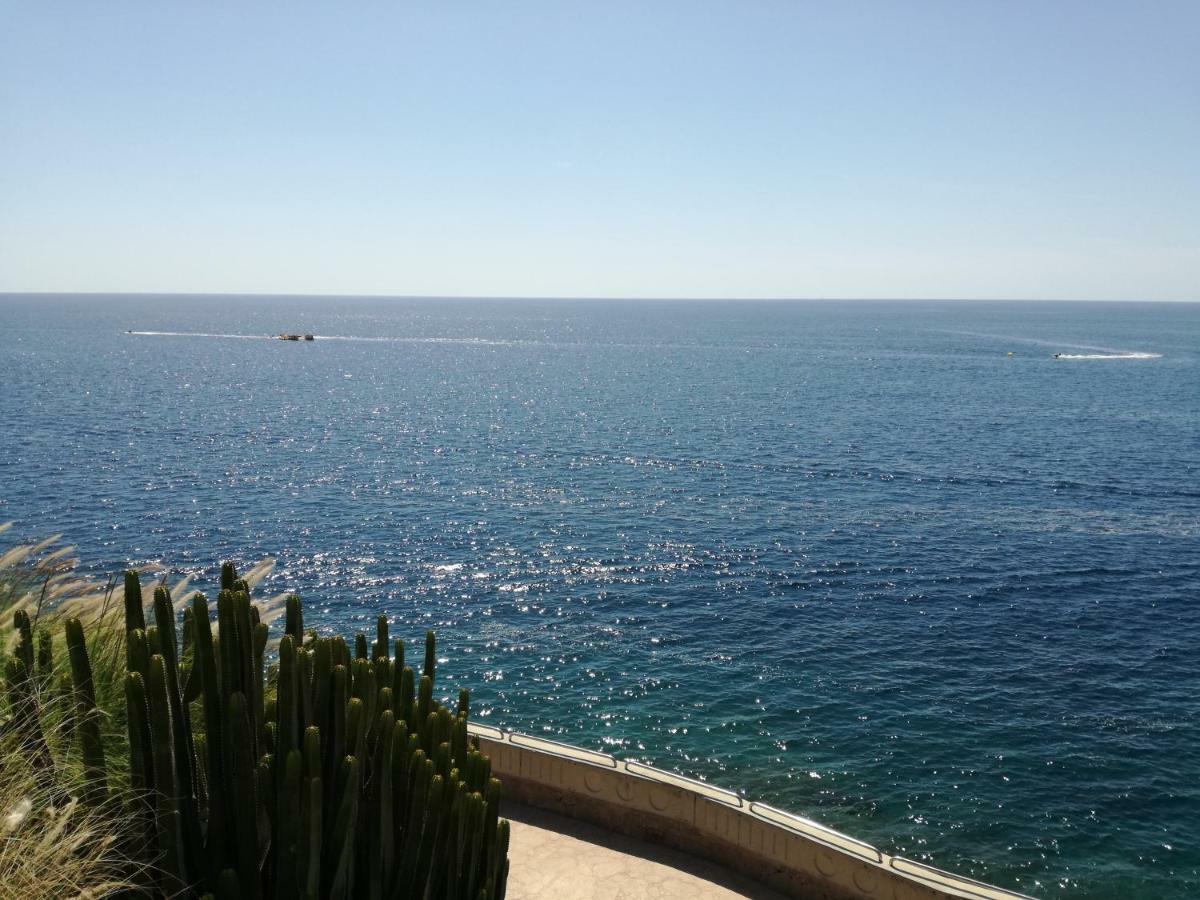 Luxury 2 Bedroom Apt 50 M From Beach Mogan Exterior photo