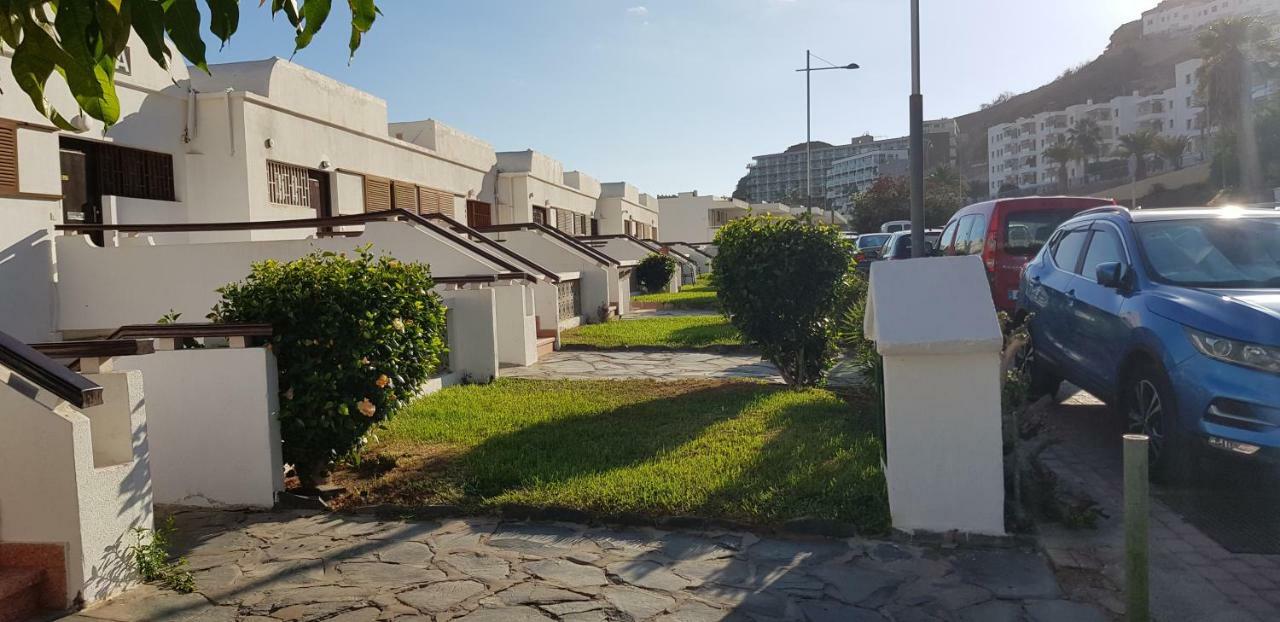Luxury 2 Bedroom Apt 50 M From Beach Mogan Exterior photo
